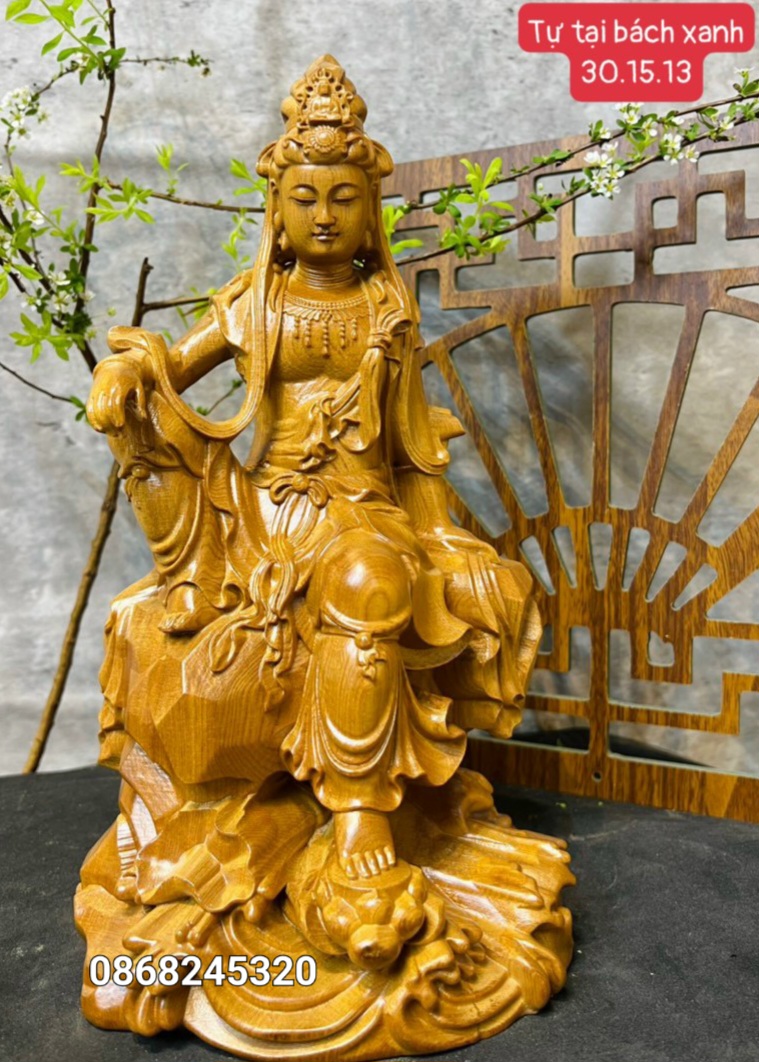 Tượng phật bà quan âm tự tại bằng gỗ bách xanh thơm nức kt cao 30×15×13cm