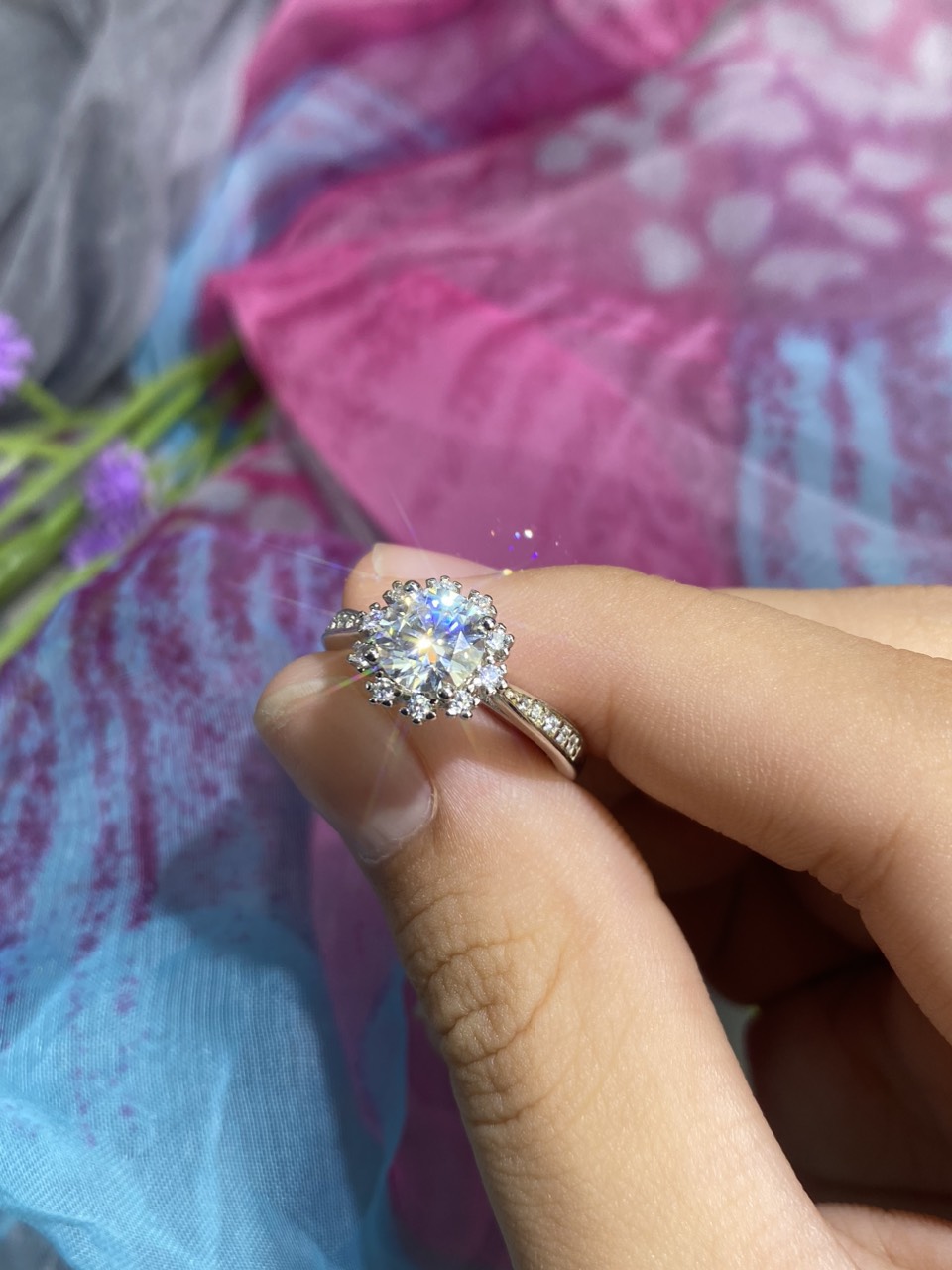 Phụ kiện đeo ngón tay Bạc 925 xi Kim viên chủ Kim Cương nhân tạo Moissanite hạt 1.0 carat (6.5mm) - R10.9.7.6