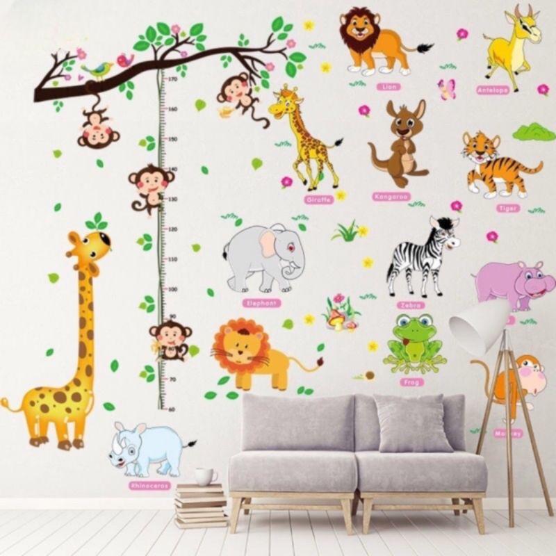 Decal dán tường cho bé con vật và thước đo