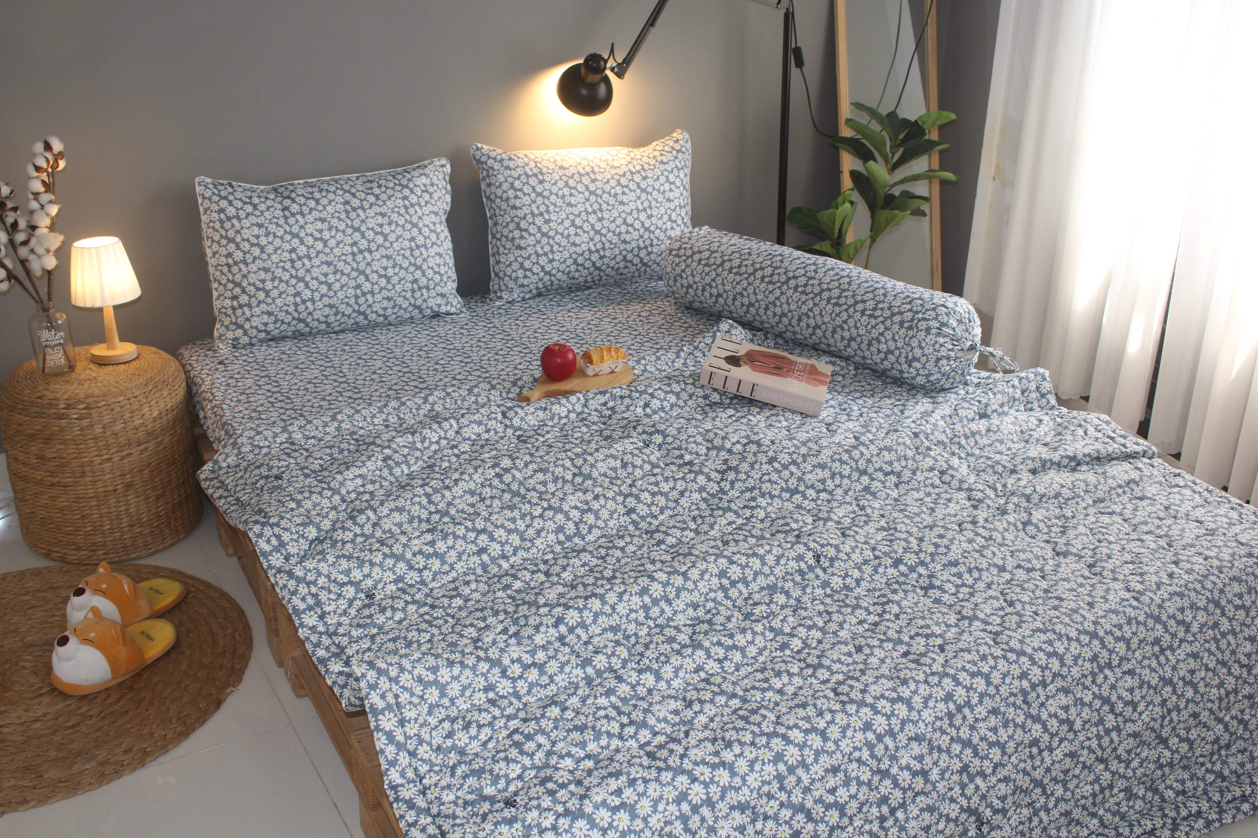 Bộ drap gối KHA LY - 100% cotton thiên nhiên - VN322 Cúc Họa Mi Xám Nhạt Vải dày dặn mát mẻ siêu thấm mồ hôi