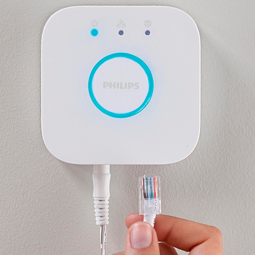 Điều khiển trung tâm Philips Hue Bridge