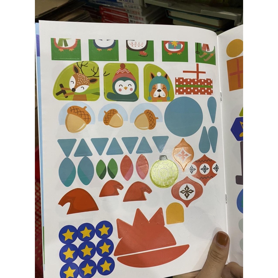 Sách Sticker Hình Dán Thông Minh Giáng Sinh Yêu Thương - Giúp Trẻ 2 6 Tuổi Nhận Biết Hình Dạng và Màu Sắc