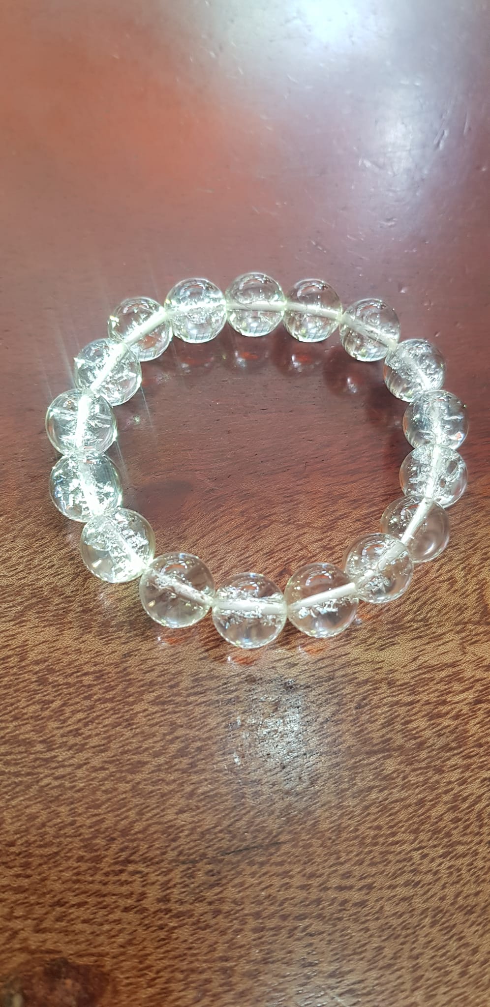 Vòng tay phong thủy nữ đá thạch anh Trắng Tuyết tự nhiên size vòng 10mm vòng màu trắng tuyết lạ đẹp hợp nữ mệnh kim thuỷ ạ