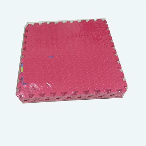 Bộ 4 tấm thảm xốp ghép, màu đỏ, chống trượt, kích thước 1 tấm: 60cm x 60cm, dày 1cm