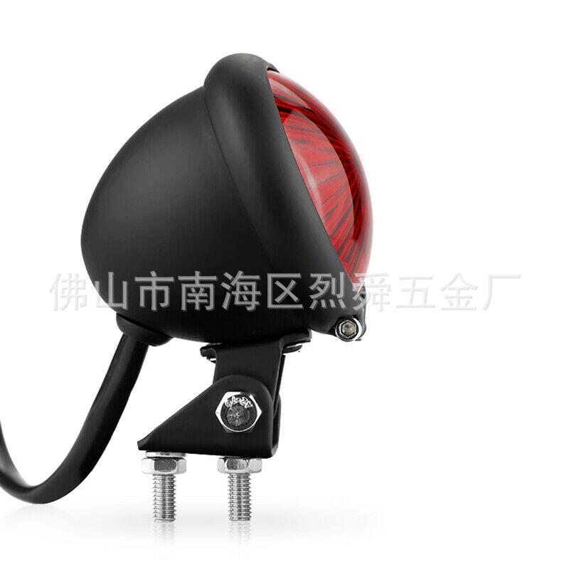 Giao hàng nhanh xe máy đổi LED phanh đuôi đèn tín hiệu retro đa năng LED tròn nhỏ đuôi xe retro kim loại đuôi đèn