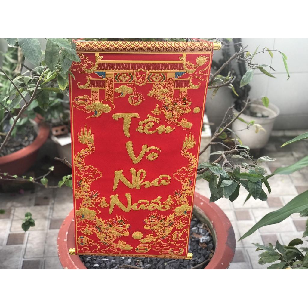 Liễn trang trí tết in chữ Việt Nam làm từ vải nhung