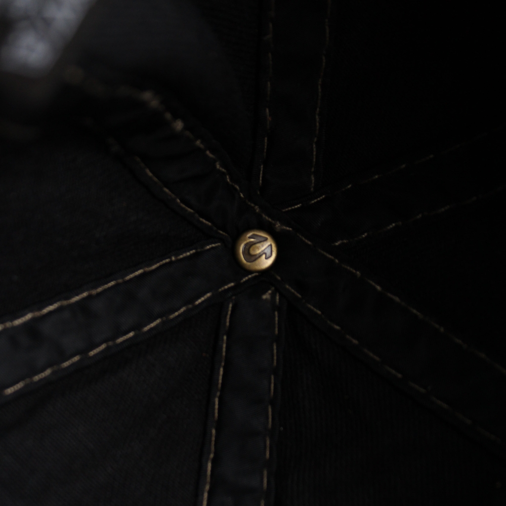 Nón nam, mũ lưỡi trai Ông Địa Religion tưa phối vải jeans form đẹp thời trang đường phố