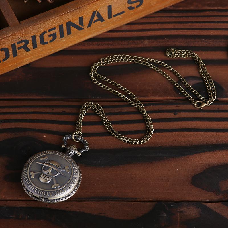 Đồng hồ bỏ túi cỡ lớn xương ma