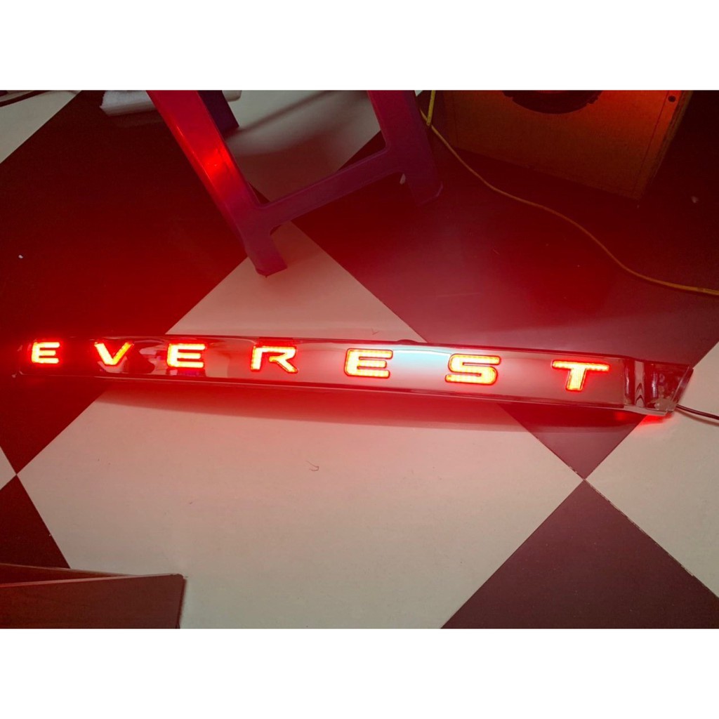 Độ đèn Led cốp, Led tay mở cốp xe Ford Everest 2017- 2021 có 2 chế độ sáng