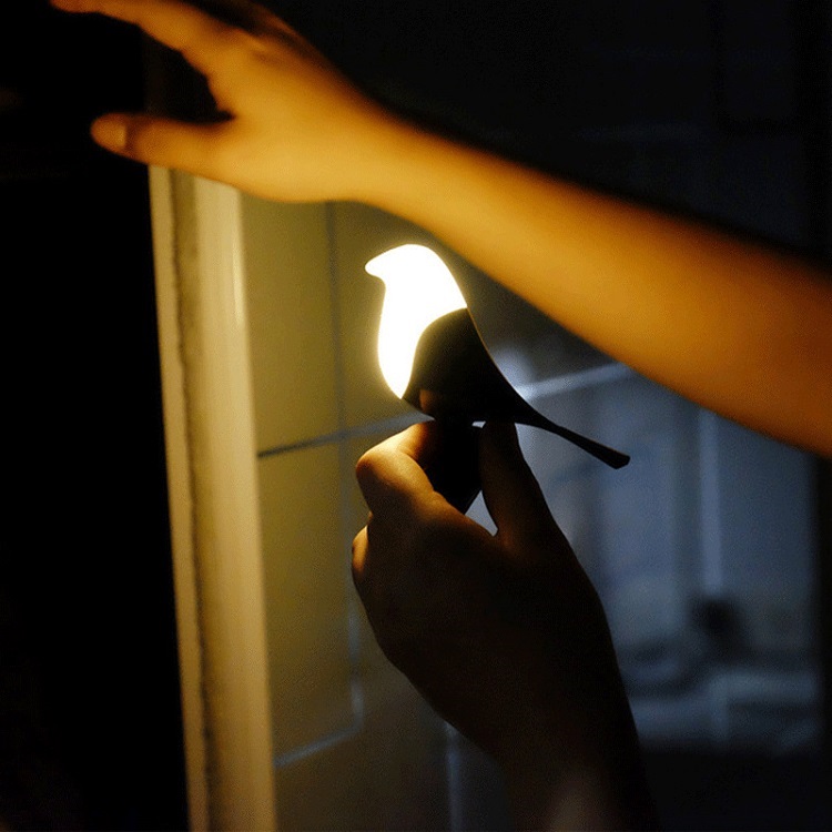 Đèn Led Dán Tường Trang Trí Hình Chú Chim Trang Trí Nội Thất.