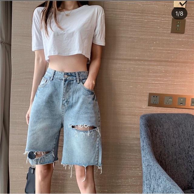 Quần jeans ngắn rách gối