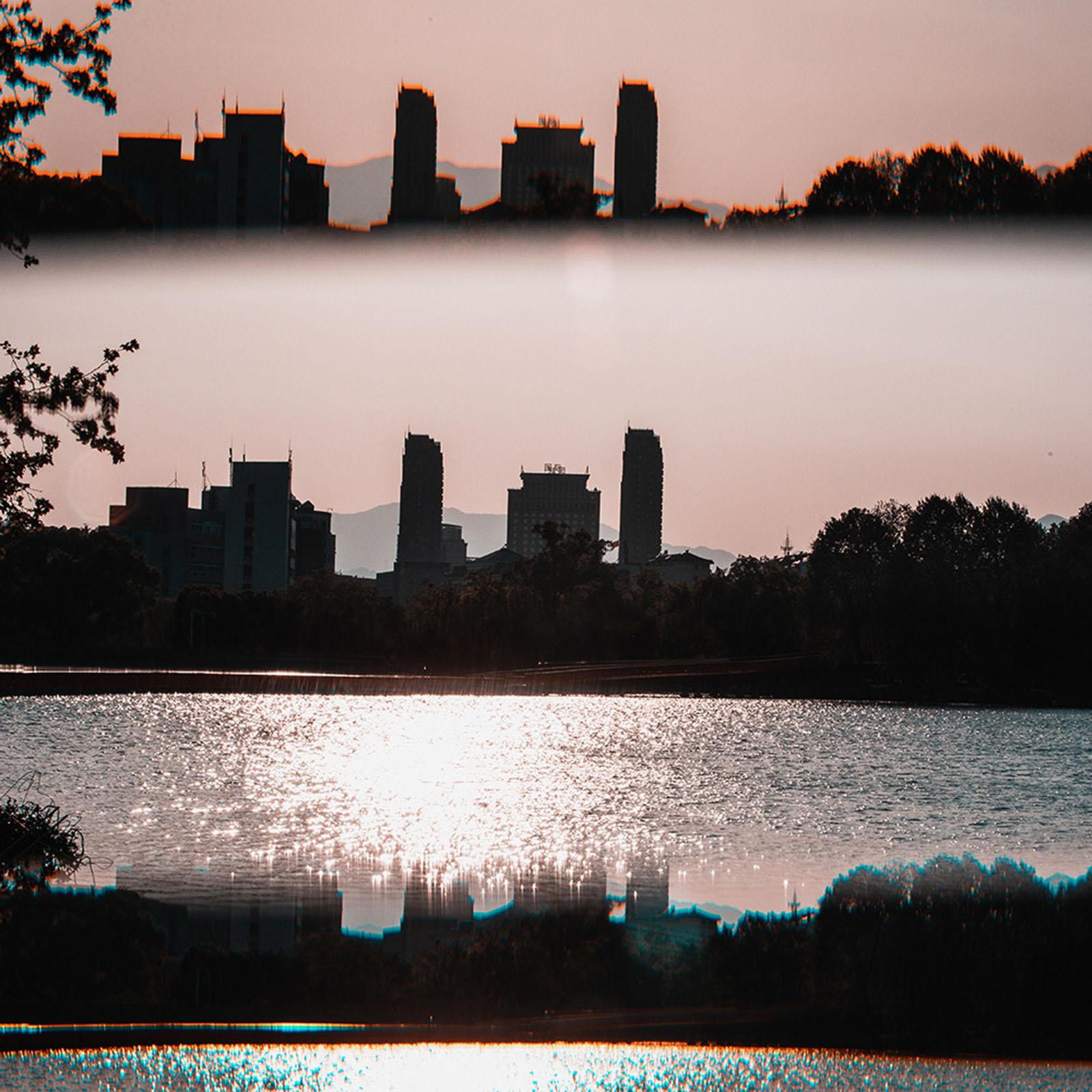 Camera Filter Accessories 77mm Linear Glass Prism,Foreground Blur,Repeated Color