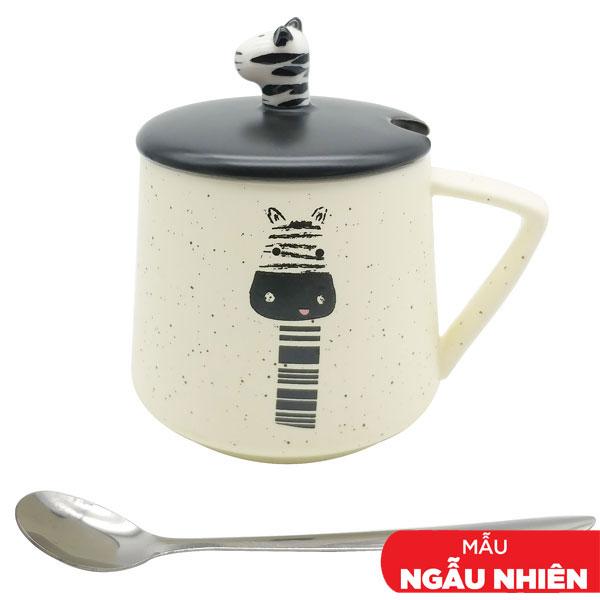 Ly Sứ Có Nắp Kèm Thìa Hình Ngựa Vằn - Sunpio SP1122 (Mẫu Họa Tiết Giao Ngẫu Nhiên)