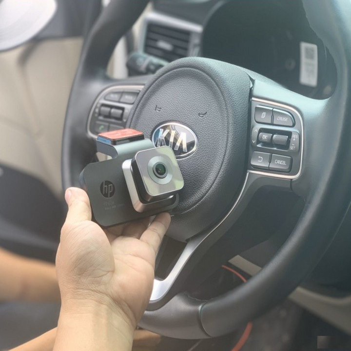 Camera hành trình ô tô f960x tích hợp Wifi GPS, cảnh báo làn đường, độ phân giải camera trước siêu nét Full HD 2304*1296P