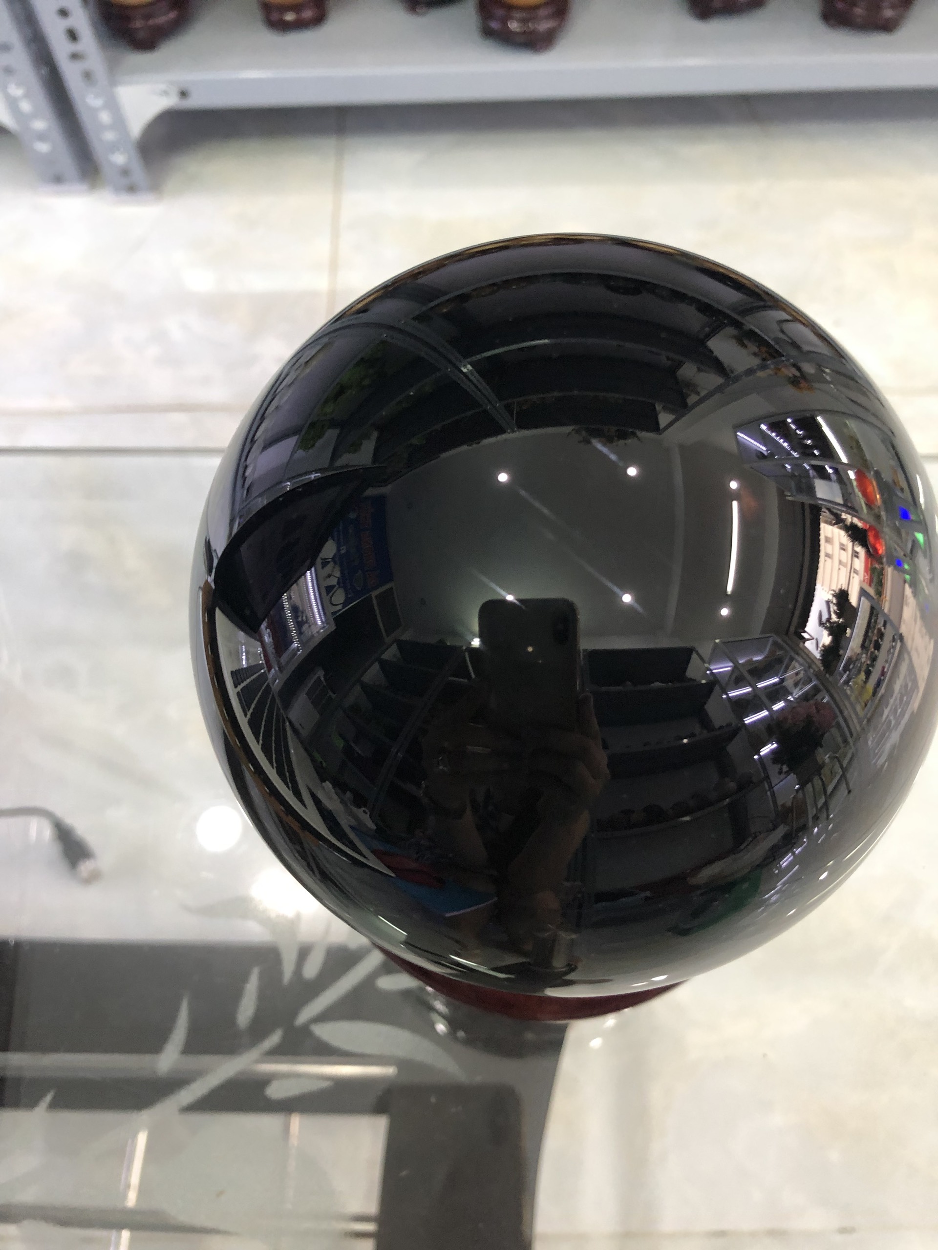 Quả cầu đá Núi lửa Obsidian đen 2,2kg - 10,8cm