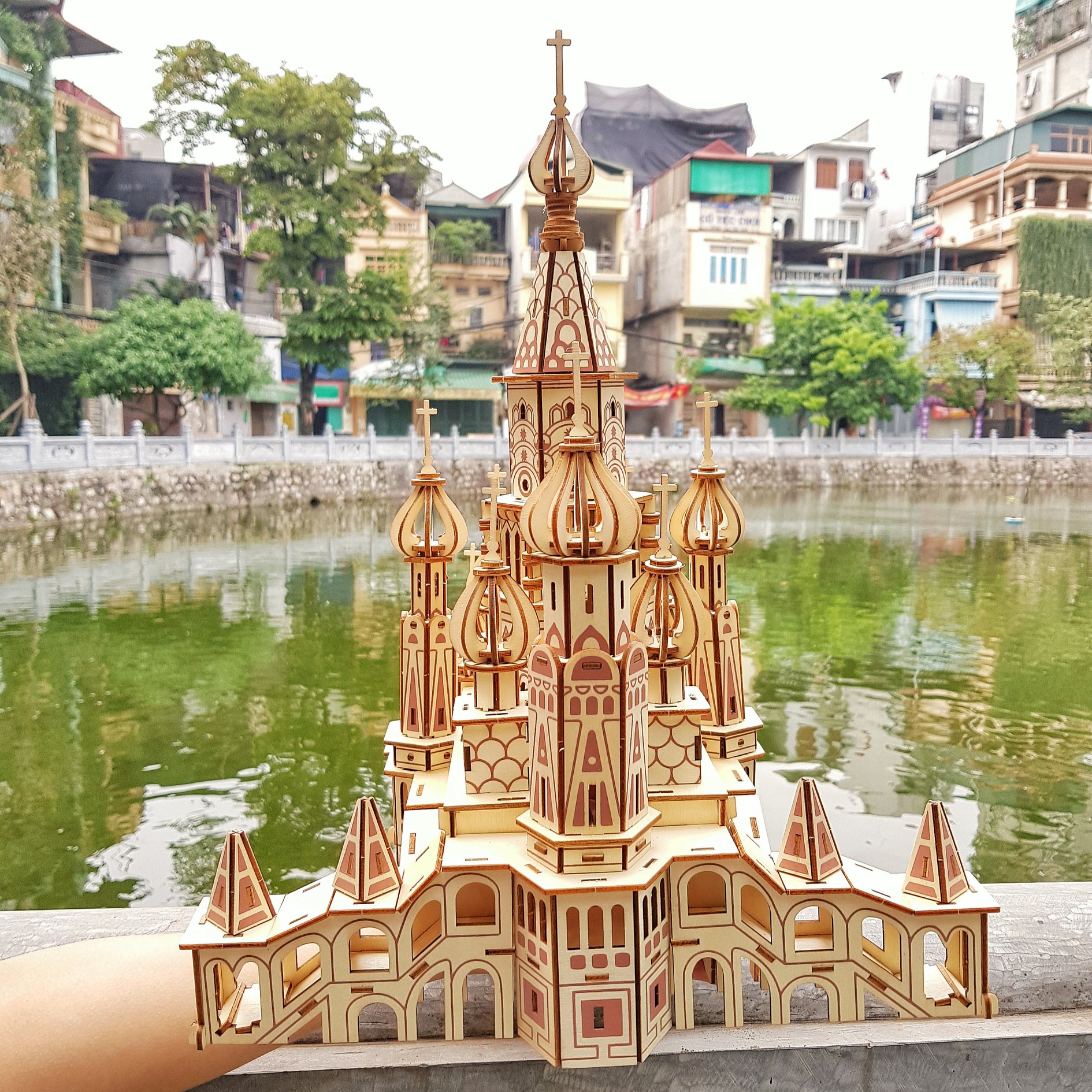 Đồ chơi lắp ráp gỗ 3D Mô hình Lâu Đài Saint Basil's Cathedral XE-G013H Laser