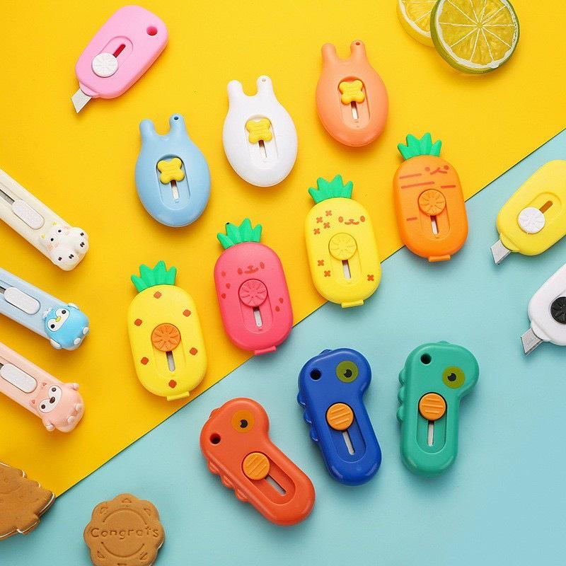 Dao Rọc,Cát Giấy Mini 8316-8132 Dễ Thương ( Màu Ngẫu Nhiên )