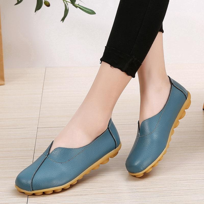 2020 Fashion women outdoor soft leather casual flat shoes