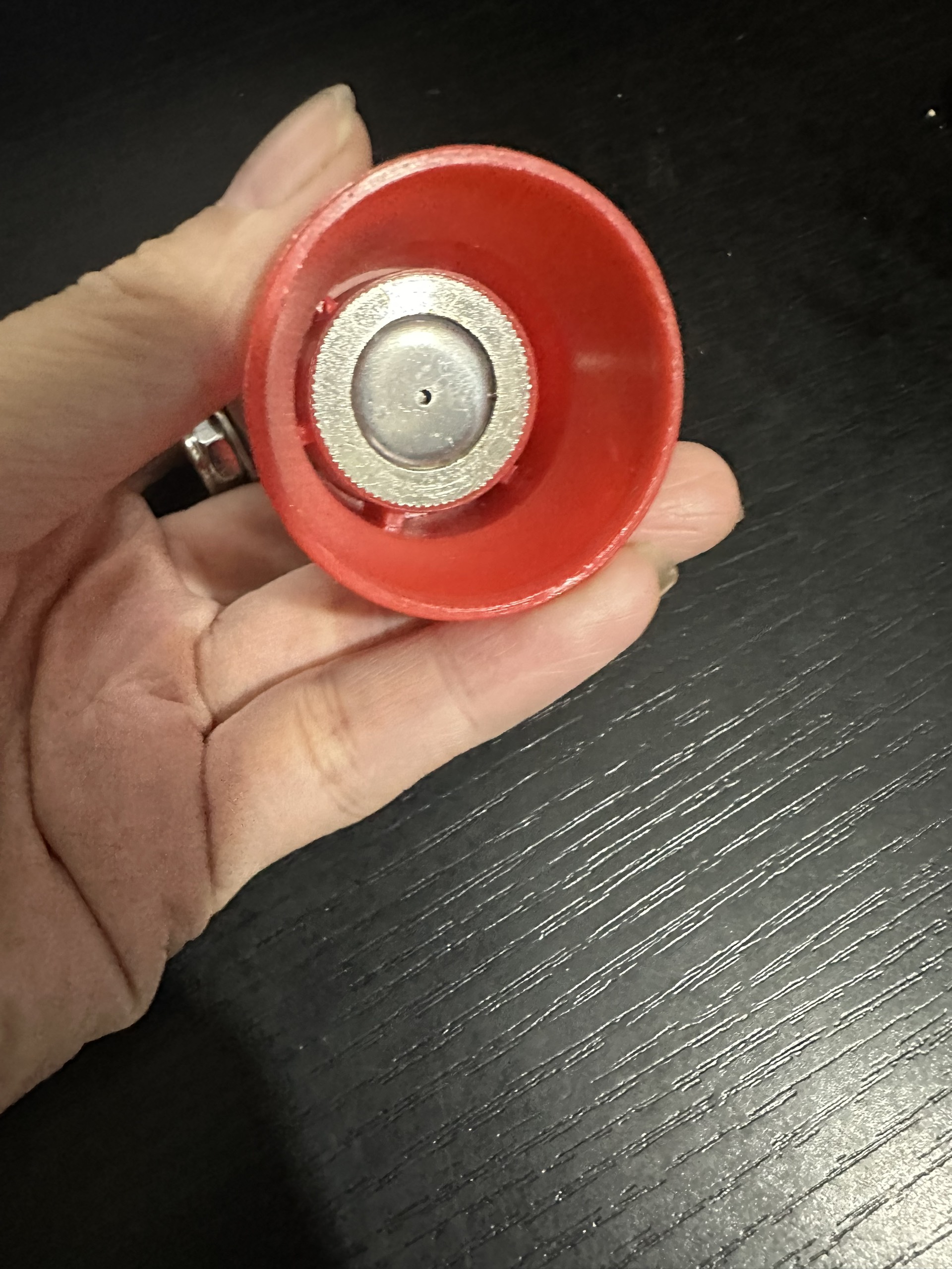 Béc loa đỏ xoay máy phun thuốc. BÉC NHỎ