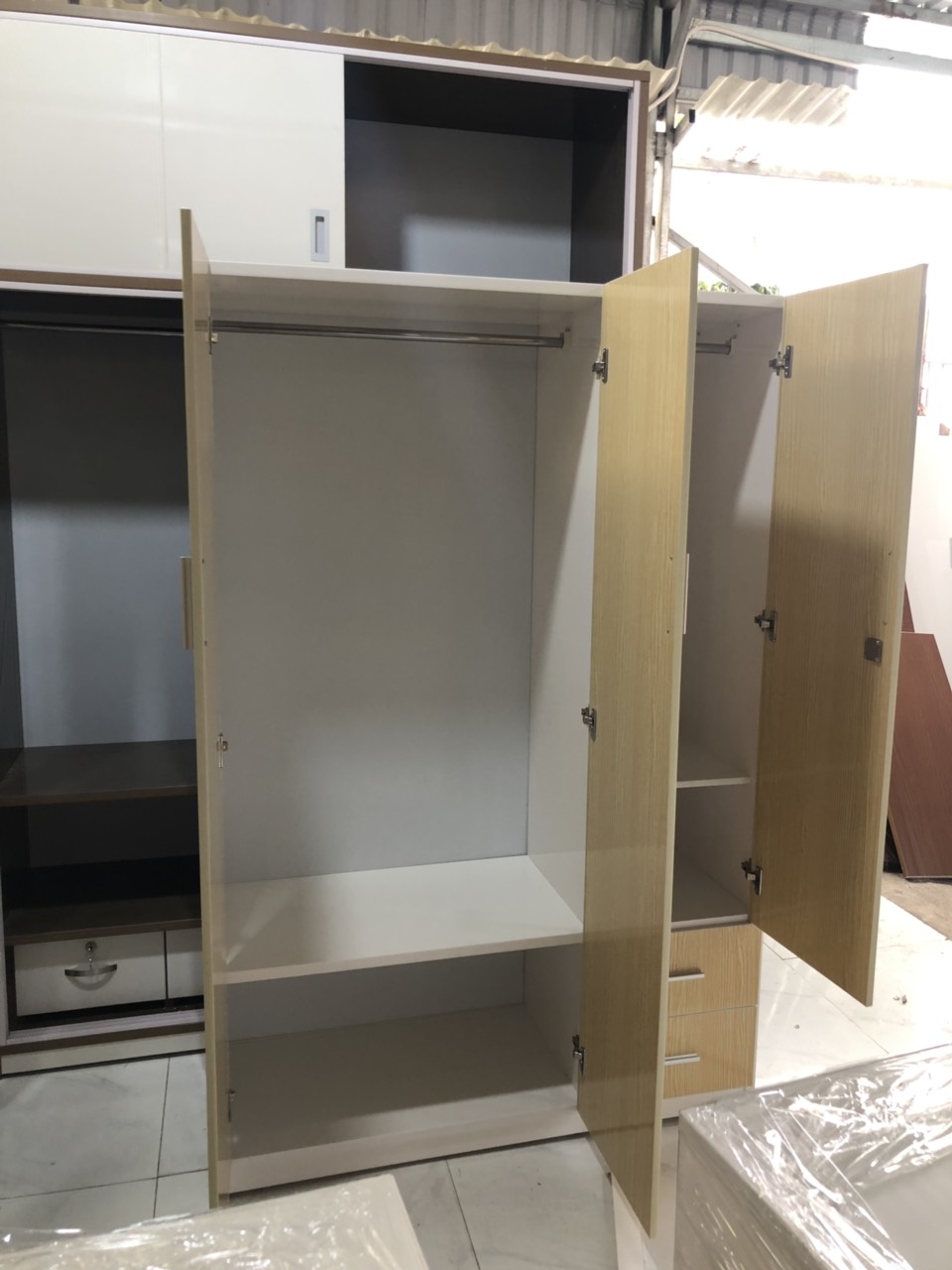 Tủ áo chất lượng bằng nhựa tốt 1m2 x 1m8 x 48 cm