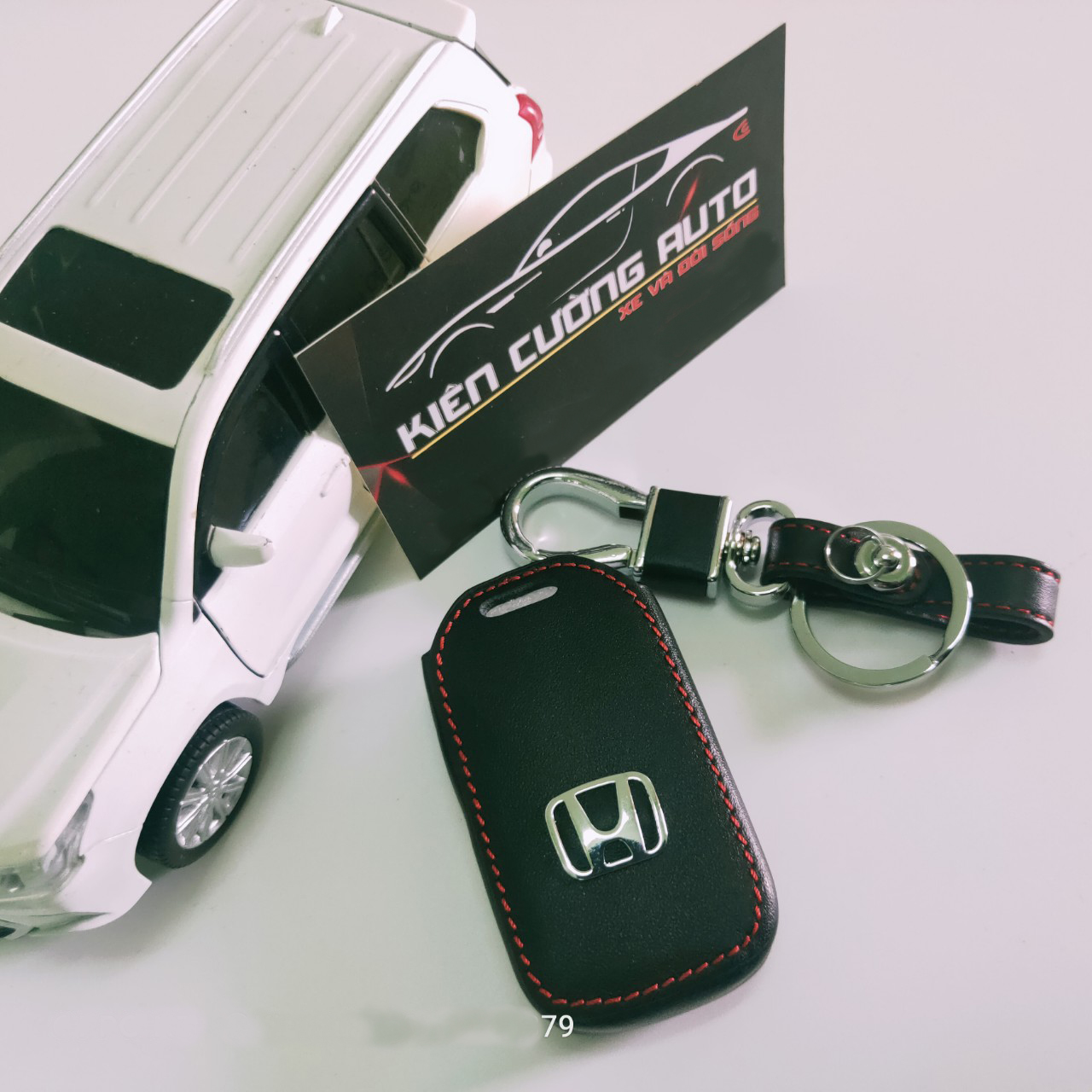 Bao da Chìa Khóa ô tô kèm móc khóa xe Honda CRV 2 nút - Mẫu Chìa Thông Minh