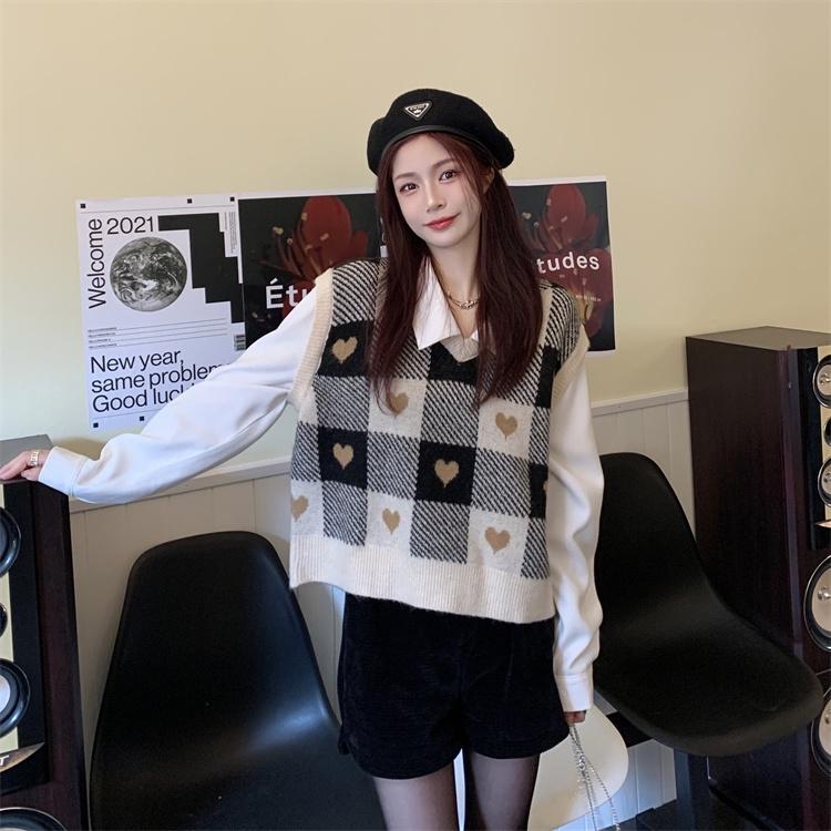 Áo gile len nữ ghi lê họa tiết kẻ ô vuông trái tim cổ V sọc caro thời trang kiểu Hàn Quốc