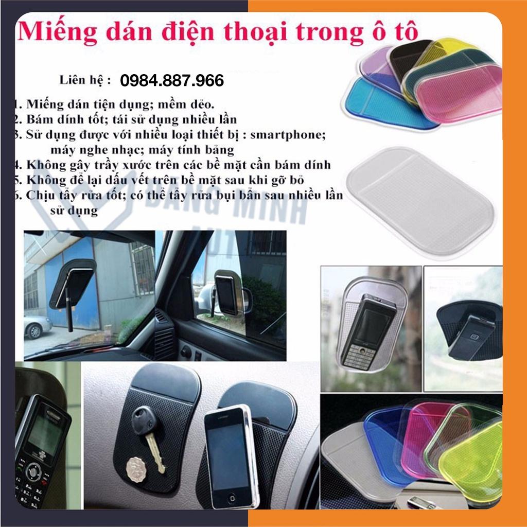 Miếng dán chống trượt trên xe ô tô, để điện thoại móc khoá đồ trang trí trên xe hơi ST28