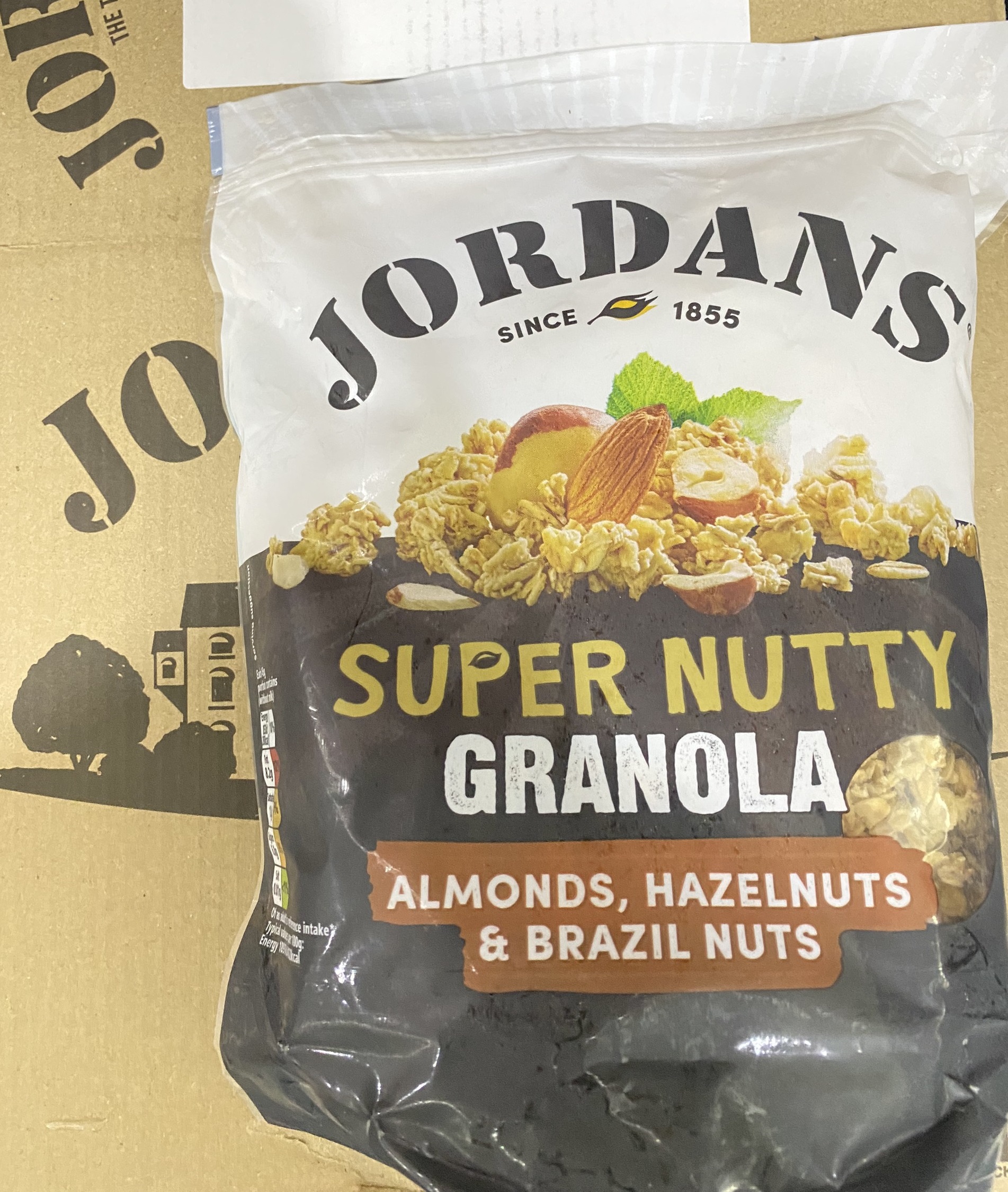 NGŨ CỐC GRANOLA JORDANS SUPER NUTTY GRANOLA ALMONDS, HAZELNUTS &amp; BRAZIL NUTS - GÓI 550G - ANH QUỐC