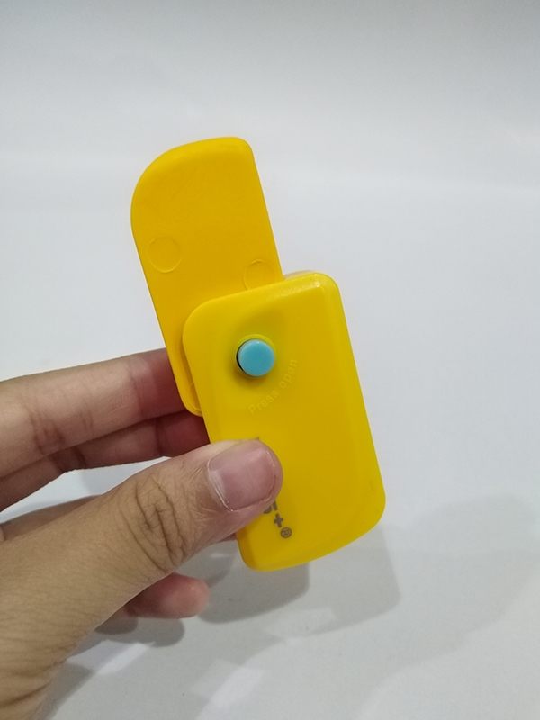 Bộ 2 Tẩy Bấm Spinner - Y PLUS+ EX1106