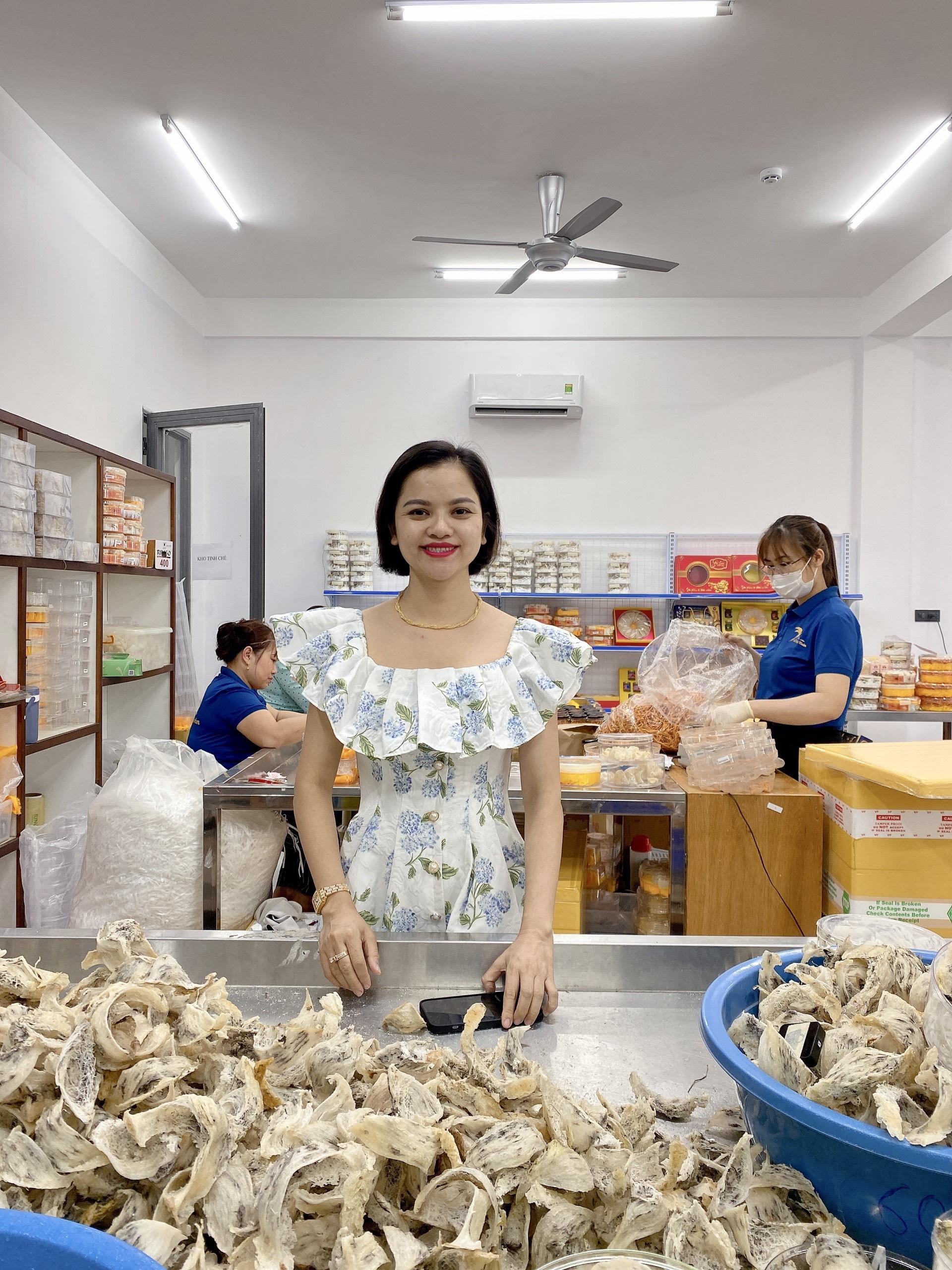Yến thô tổ bánh mì già nở, kèm nhíp, táo đỏ, đường phèn - Yến sào Đỗ Thị Toán