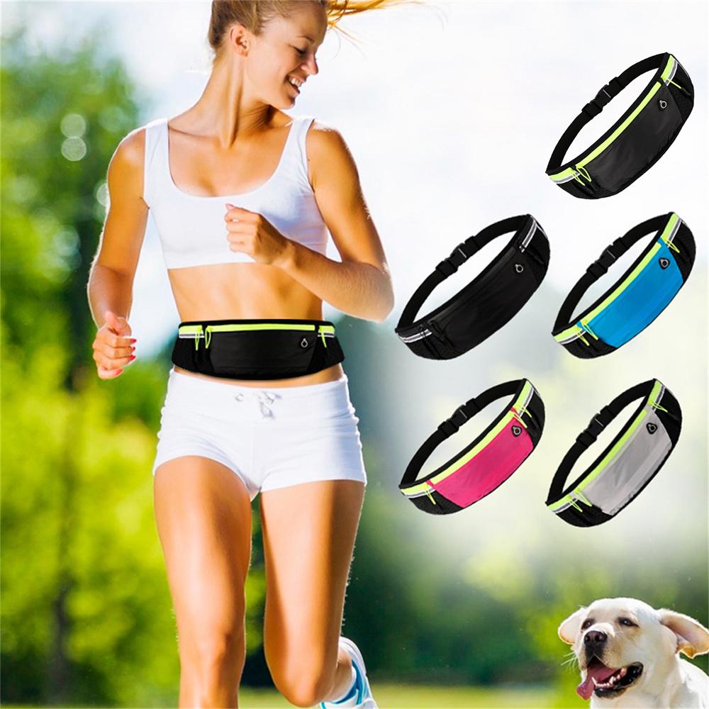 Túi đeo lưng chạy bộ được làm từ chất liệu siêu nhẹ và thoáng khí, không thấm nước