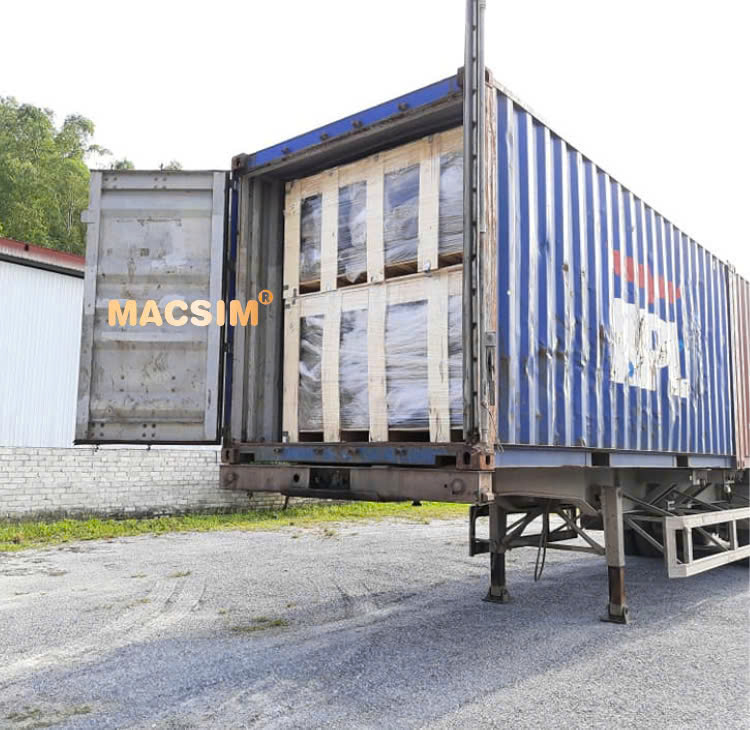 Bọc vô lăng cao cấp Macsim mã L612 mới chất liệu da thật - Khâu tay 100% size M màu đen