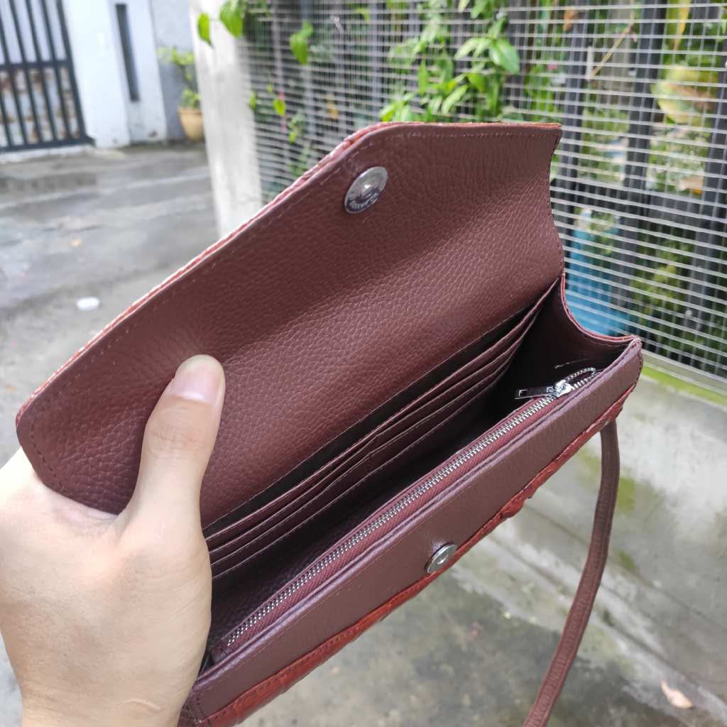 Túi đeo nữ da cá sấu