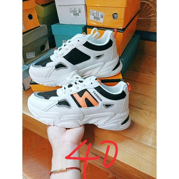 Thể thao nữ hàng siêu đẹp, xịn xò