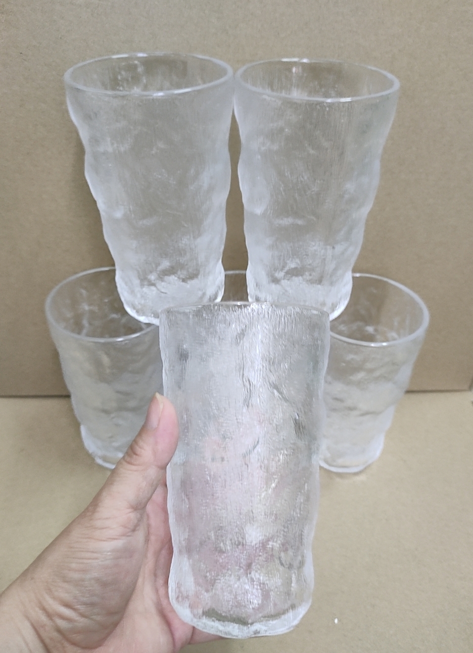 BỘ CỐC THỦY TINH 6 CHIẾC, CHỊU NHIỆT VÂN SẦN MÀU TRẮNG SIÊU ĐẸP