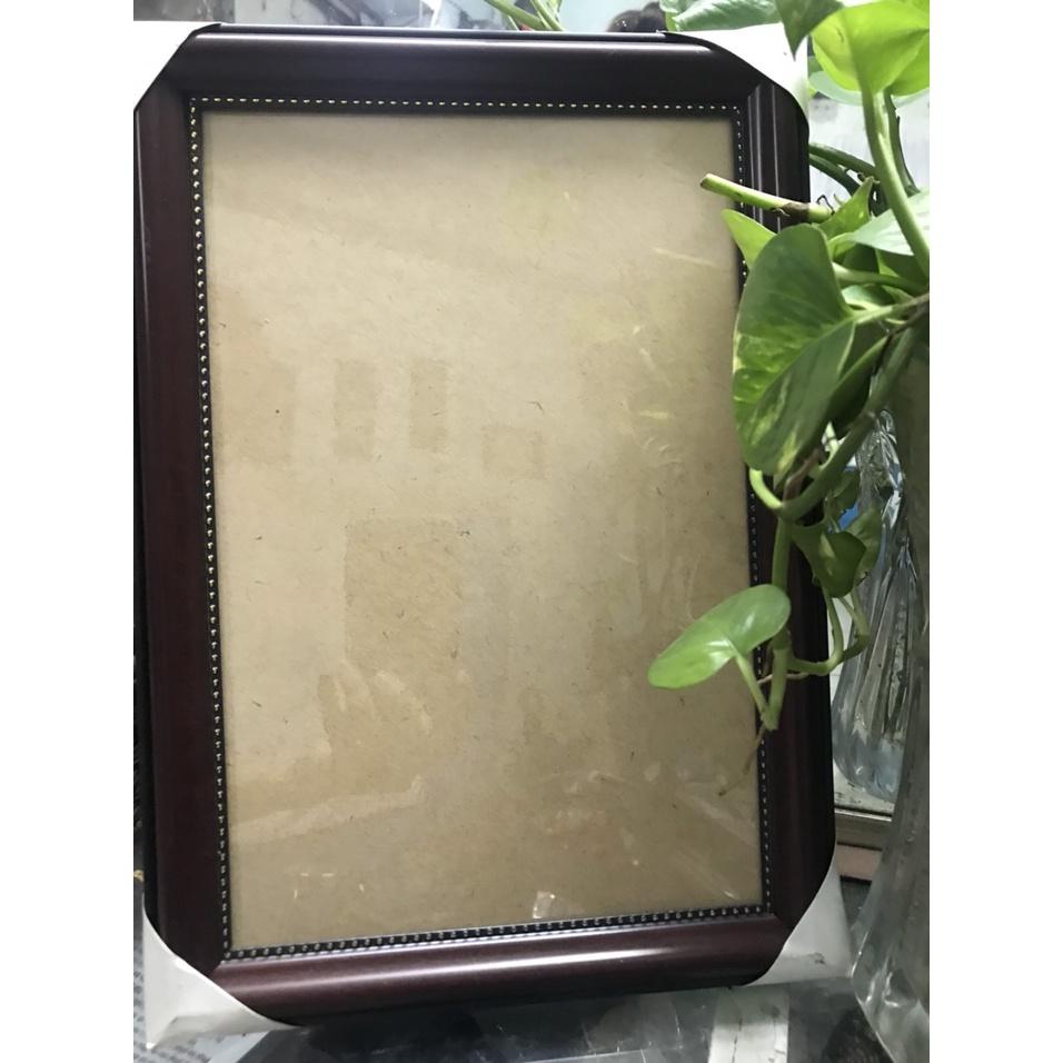 Khung hình có kiếng,khung ảnh có móc treo tường đủ kích thước