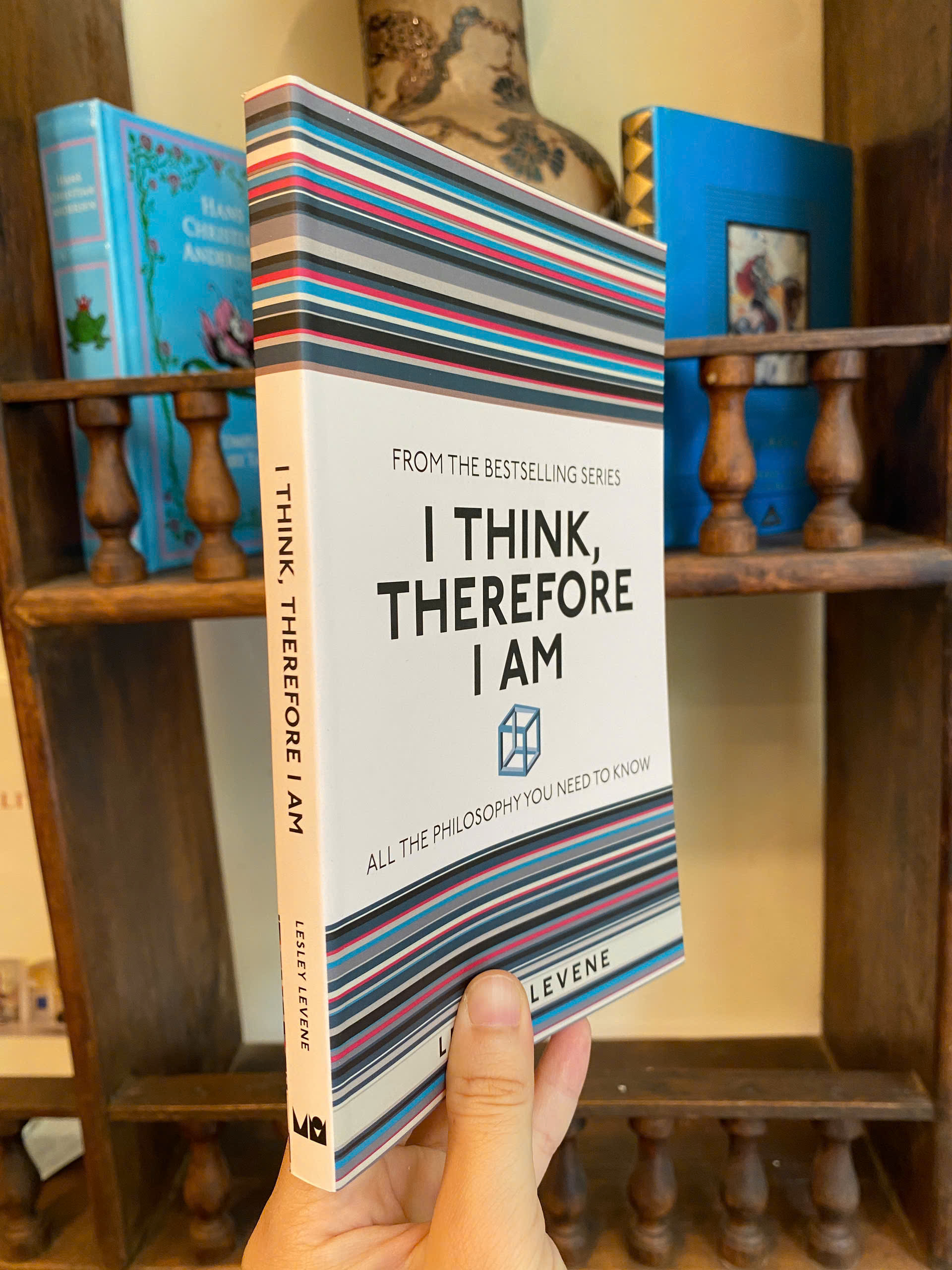 Sách - I Think, Therefore I Am: All the Philosophy You Need to Know by Lesley Levene