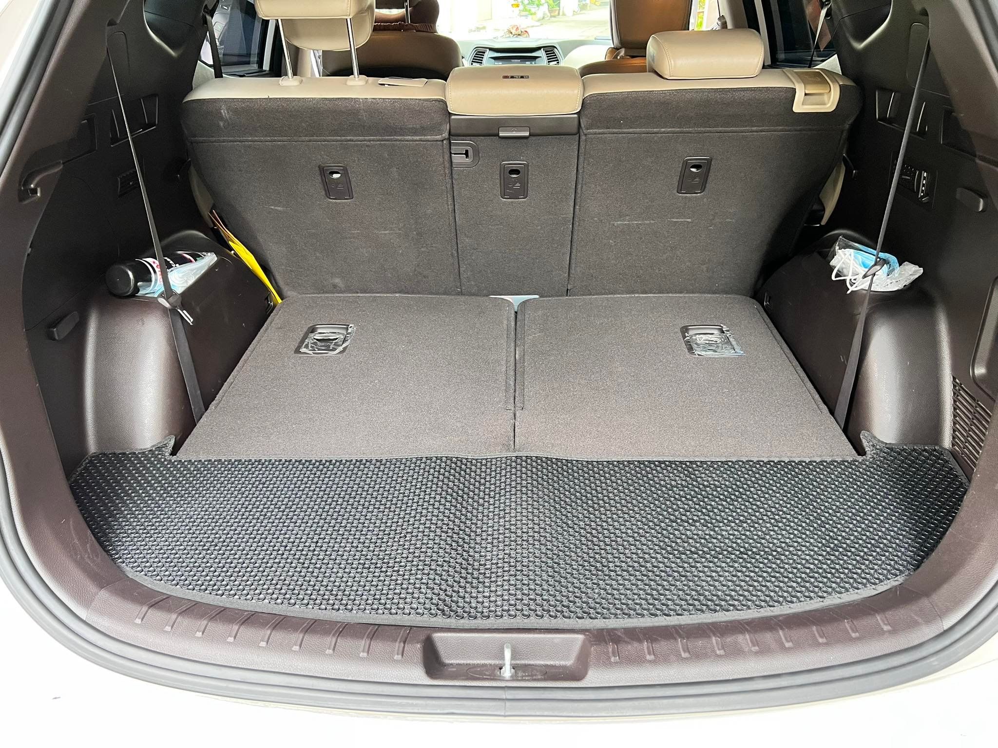 Thảm lót sàn ô tô KATA cho xe Hyundai Santafe - Khít với sàn xe, Chống trơn, Không mùi, Không ẩm mốc