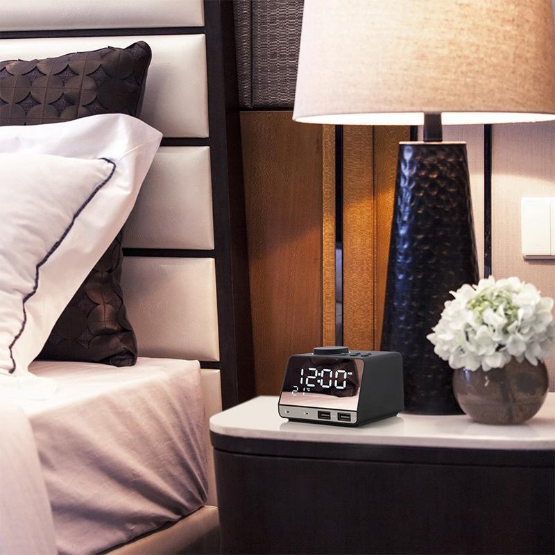 Exrizu bluetooth loa LED màn hình LED Snooze Digital FM Radio Table Clow Color: White