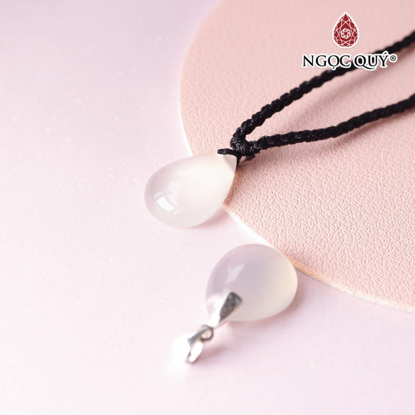 Mặt dây chuyền giọt nước đá mã não trắng 13x18mm mệnh thủy, kim - Ngọc Quý Gemstones
