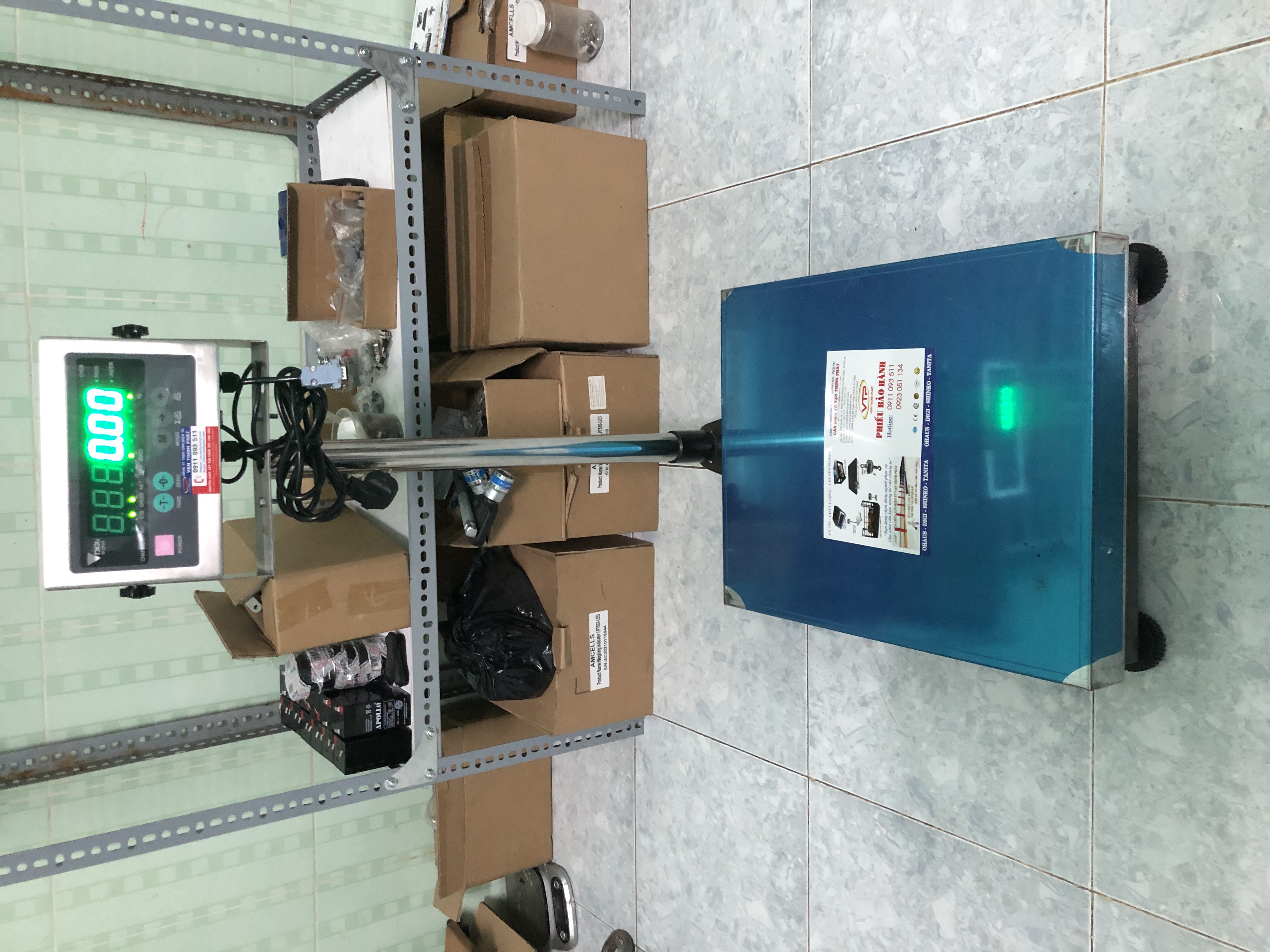 Cân Bàn Điện Tử DIGI-28SS 60 kg