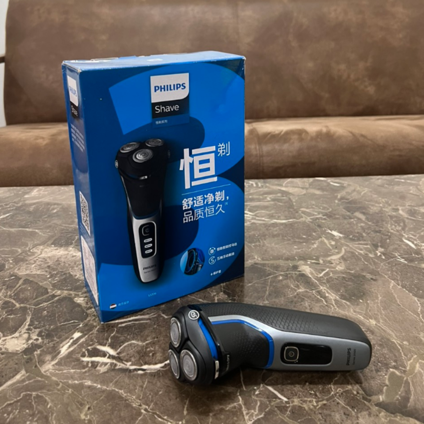 Máy cạo râu khô và ướt cao cấp, thương hiệu Hà Lan Philips S3206/09 Series 3000 - Chức năng: Cạo râu, tỉa tóc mai, ria mép - HÀNG NHẬP KHẨU