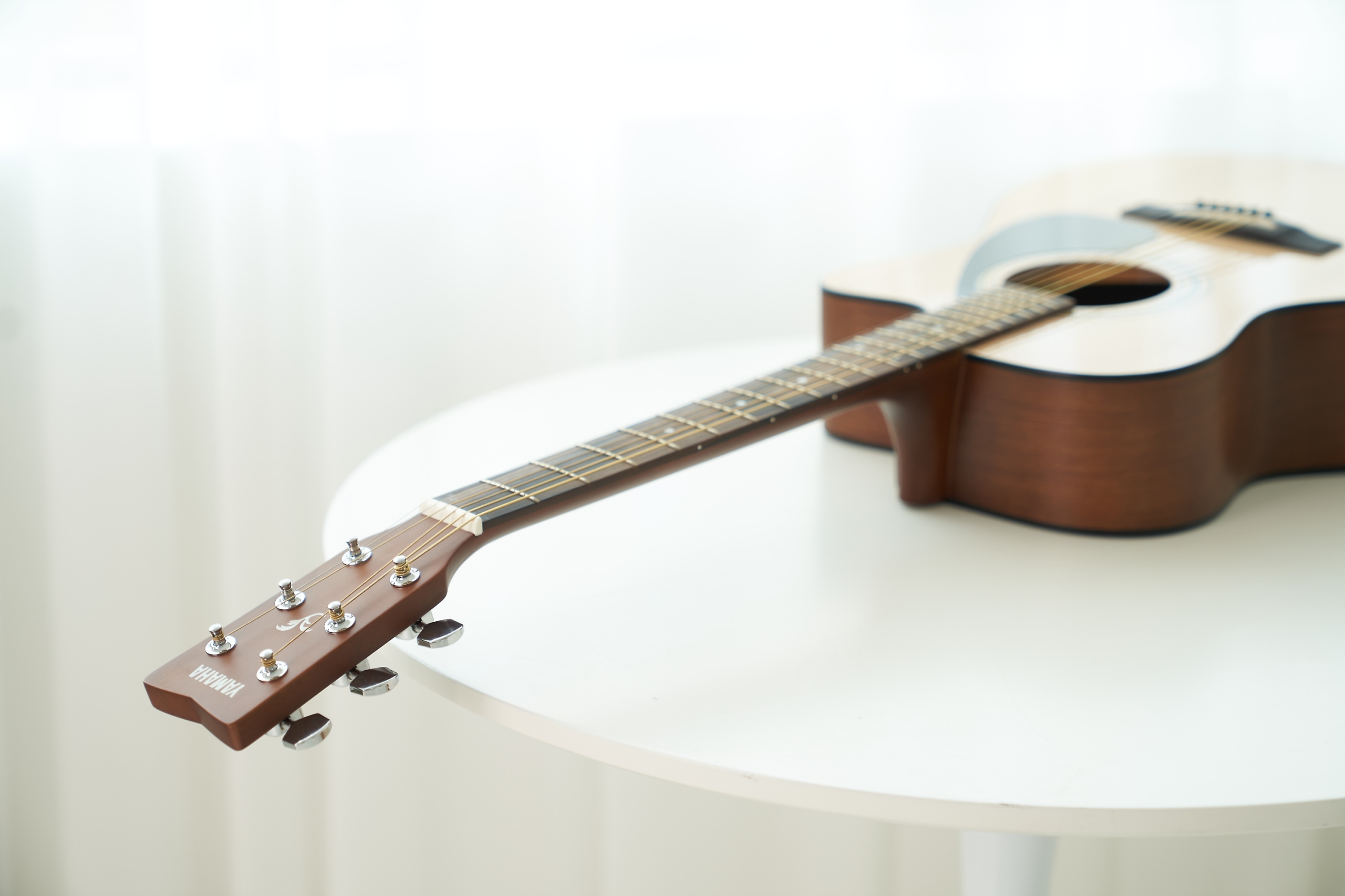 Đàn Guitar Acoustic YAMAHA FS100C