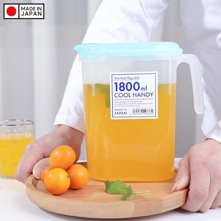 Bình đựng nước có quai Cool Handy 1.8L - Hàng nội địa Nhật Bản (Made in Japan) (Giao màu ngẫu nhiên)
