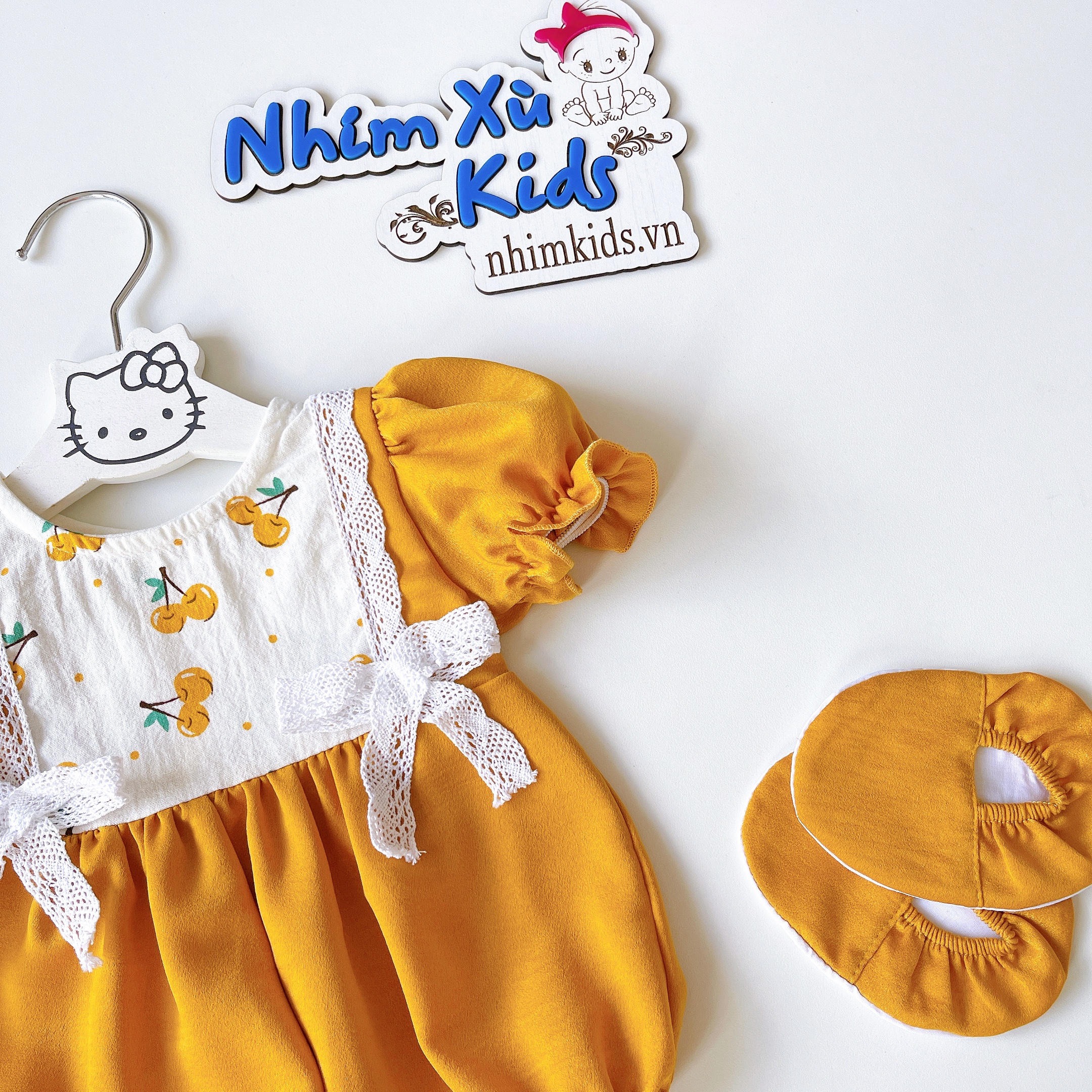 Body Lụa Vàng Cho Bé Gái 3 Đến 12kg, Áo Liền Quần Bé Gái 0 tháng, 1 tuổi, 2 tuổi