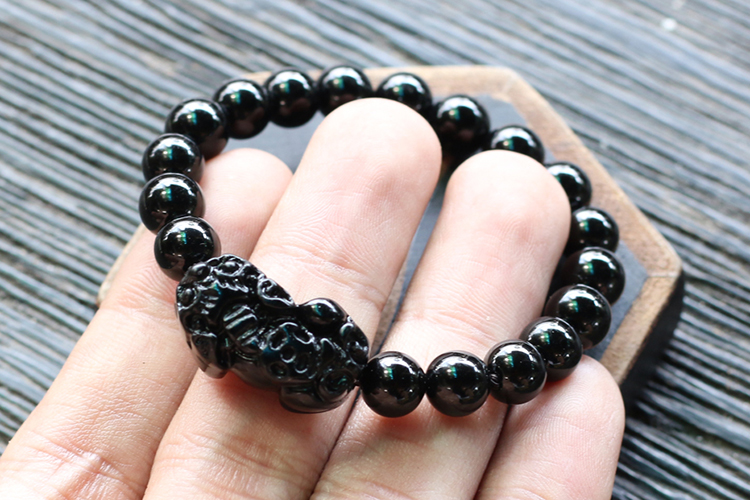 Vòng Đá Obsidian Phối Tỳ Hưu Ngọc Quý Gemstones