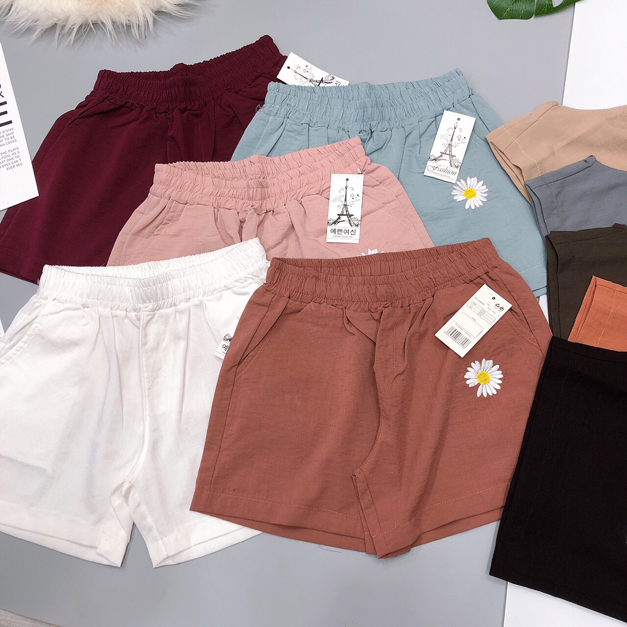 Quần đùi short nữ thêu hoa, chất đũi mặc cực mát, không xù