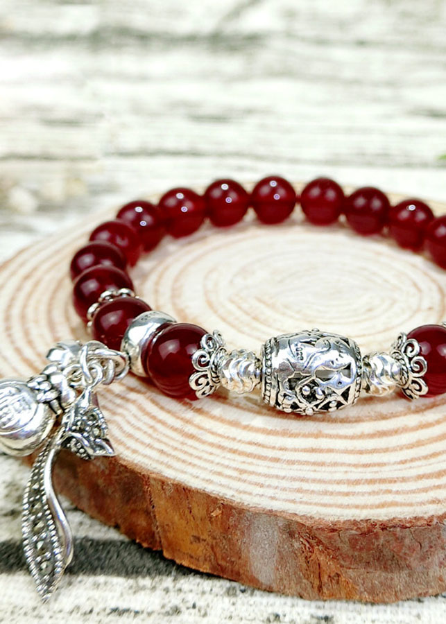 Vòng Tay Phong Thủy Đá Topaz Đỏ Charm Bạc