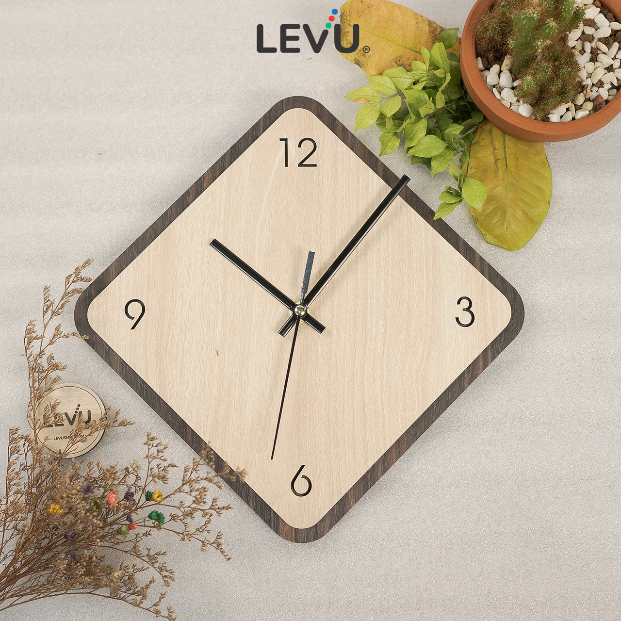 Đồng Hồ Treo Tường độc lạ LEVU DH08 phong cách Châu Âu