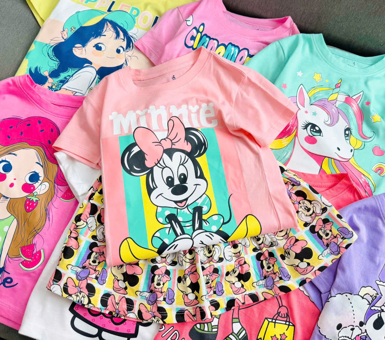 Đồ bộ bé gái, Bộ quần giả váy cho bé gái labubu gấu dâu capybara kuromi từ 10-38kg chất cotton hàng xuất mềm mịn mát